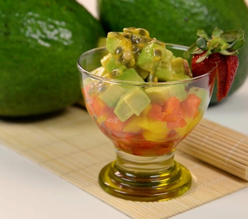 Salada de frutas com Abacate